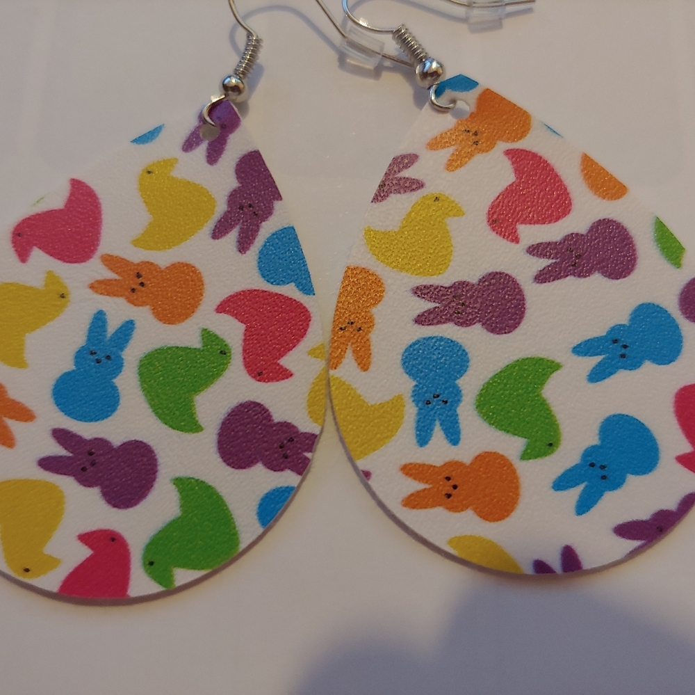Peeps dangle earrings
